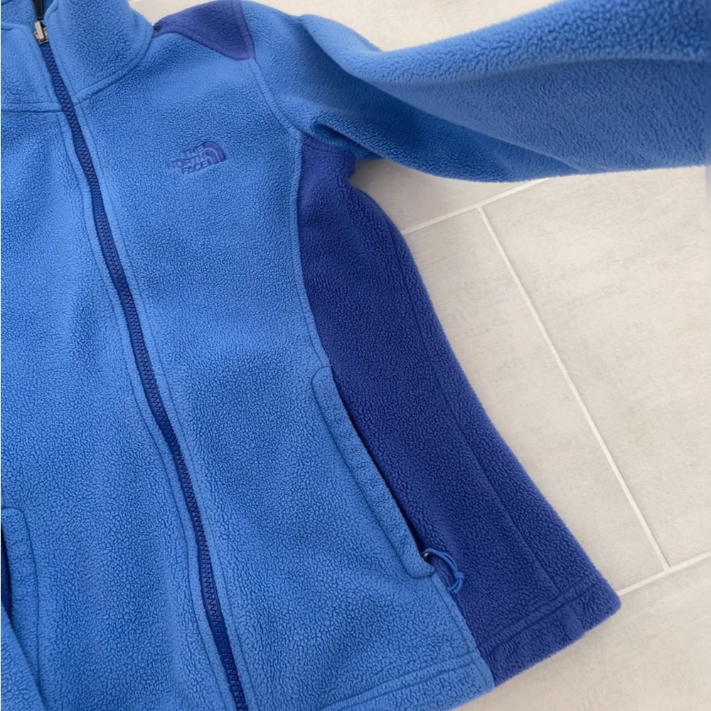 The north face zip up jacket - Picture 3 of 6